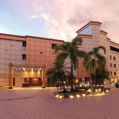 Hotel Kings Empire Kochi Εξωτερικό φωτογραφία
