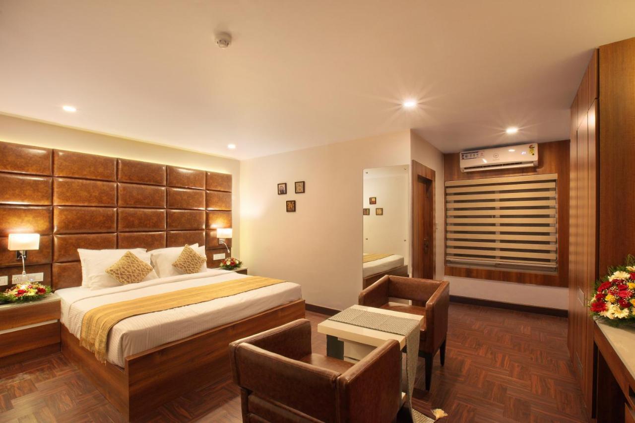 Hotel Kings Empire Kochi Εξωτερικό φωτογραφία